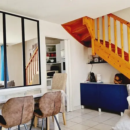Le Duplex, Vue Avec Parking Prive דירה