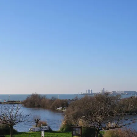 Le Duplex, Vue Avec Parking Prive Les Sables-dʼOlonne